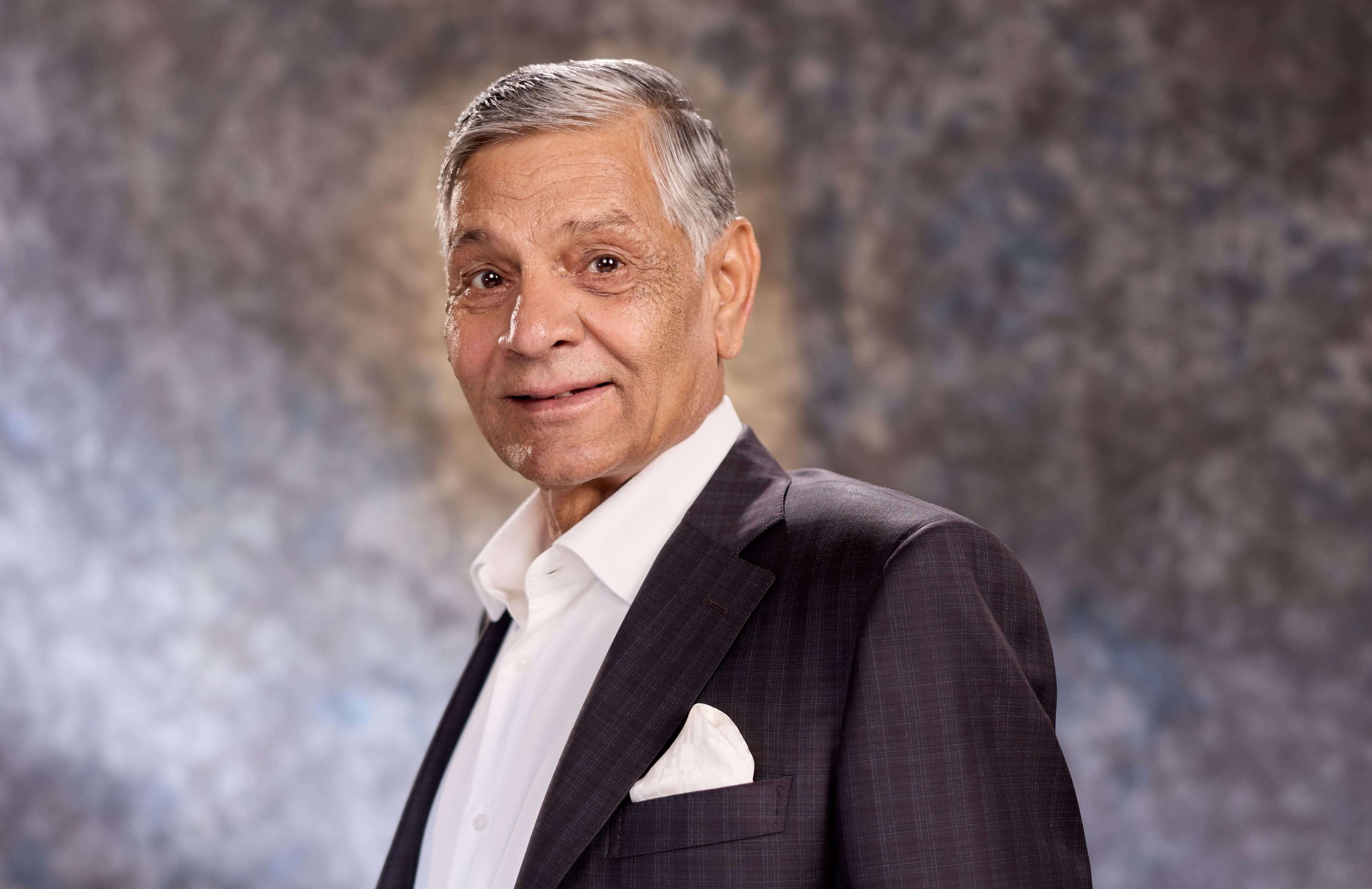 Mr. Suresh Patni